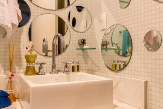 Apartamento com 2 quartos à venda na Vila Pompéia, com varanda e piscina no condomínio. — Banheiro 01