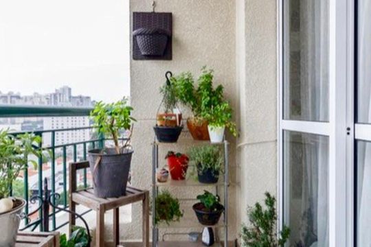Apartamento com 2 quartos à venda na Vila Pompéia, com varanda e piscina no condomínio. — Varanda 01