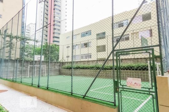 Comprar apartamento com 4 quartos e varanda, aceita pets. — Quadra Esportiva