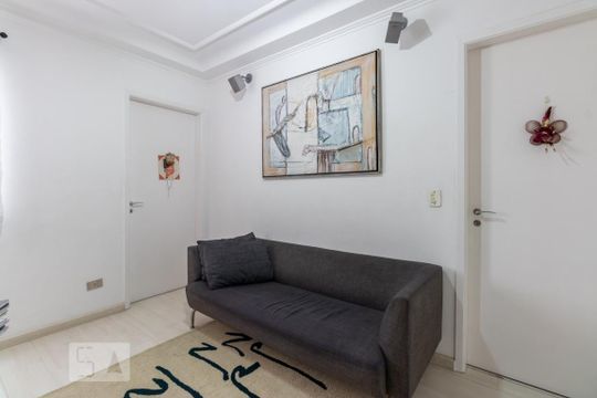 Comprar apartamento com 4 quartos e varanda, aceita pets. — Sala 