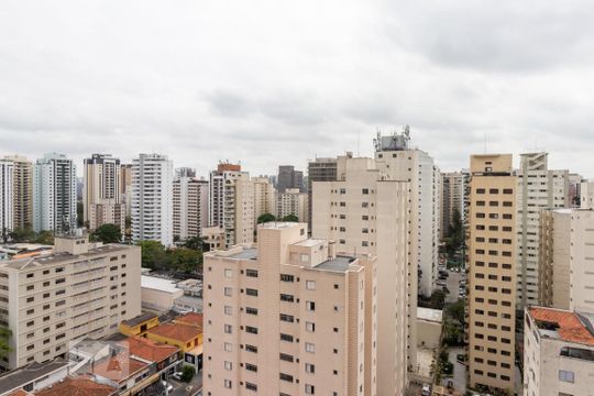 Comprar apartamento com 4 quartos e varanda, aceita pets. — Vista Suite 4
