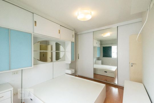Venda de apartamento mobiliado com 3 quartos e piscina no condomínio. — Quarto 1
