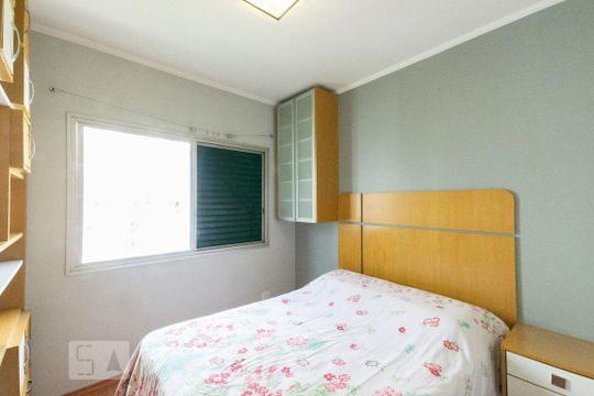 Venda de apartamento mobiliado com 3 quartos e piscina no condomínio. — Quarto 2