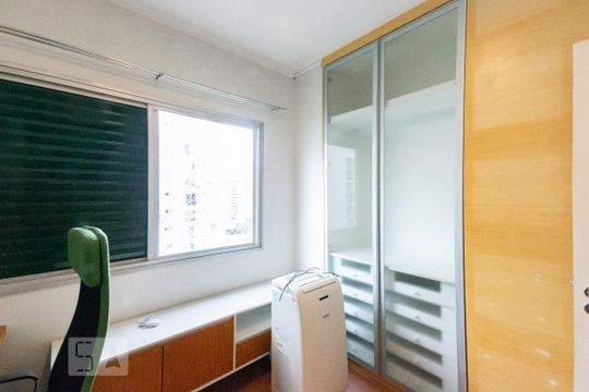 Venda de apartamento mobiliado com 3 quartos e piscina no condomínio. — Quarto 3