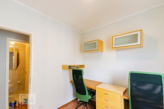 Venda de apartamento mobiliado com 3 quartos e piscina no condomínio. — Quarto 3