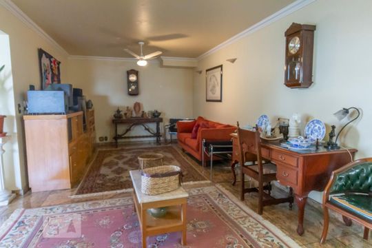 Compra de apartamento em Perdizes: 3 quartos, 1 suíte, churrasqueira. — Área de Lazer