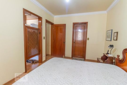 Compra de apartamento em Perdizes: 3 quartos, 1 suíte, churrasqueira. — Suíte 1