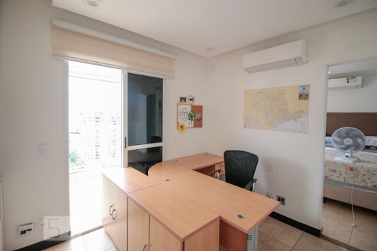 Venda de apartamento com 3 quartos, varanda gourmet, academia e permite pets em Perdizes para compra. — escritorio