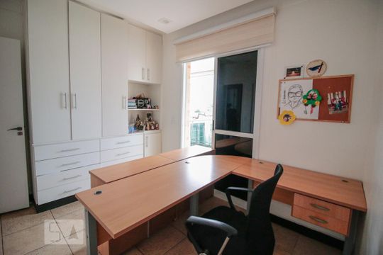 Venda de apartamento com 3 quartos, varanda gourmet, academia e permite pets em Perdizes para compra. — escritorio