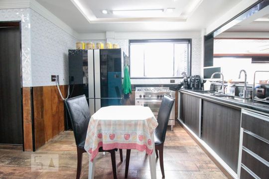 Venda de apartamento com 3 quartos, varanda gourmet, academia e permite pets em Perdizes para compra. — cozinha