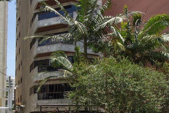 Compra de apartamento mobiliado com 4 quartos, 3 suítes e instalações de churrasqueira e academia. — foto 90
