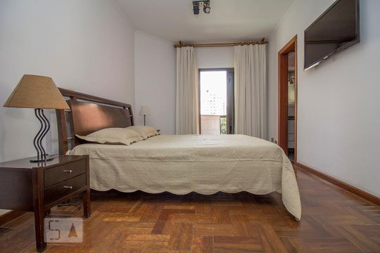 Compra de apartamento mobiliado com 4 quartos, 3 suítes e instalações de churrasqueira e academia. — Quarto suíte 1