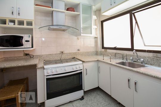 Compra de apartamento mobiliado com 4 quartos, 3 suítes e instalações de churrasqueira e academia. — foto 57