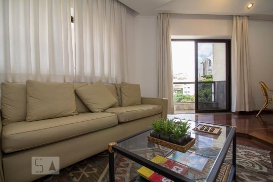 Compra de apartamento mobiliado com 4 quartos, 3 suítes e instalações de churrasqueira e academia. — foto 1