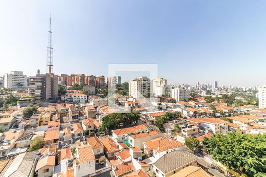Venda de apartamento no Alto da Lapa, 3 quartos, quintal e churrasqueira no condomínio. — vista da Varanda da Sala