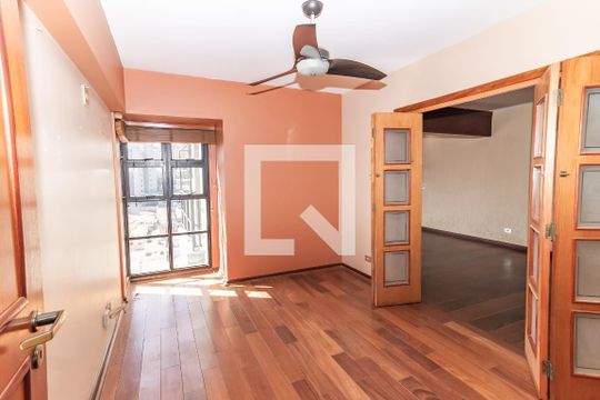 Venda de apartamento no Alto da Lapa, 3 quartos, quintal e churrasqueira no condomínio. — Quarto 1