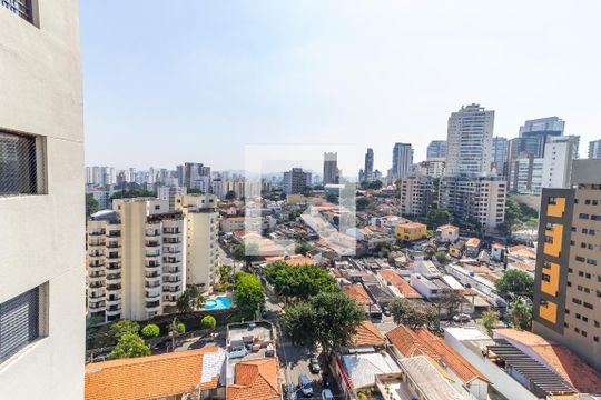 Venda de apartamento no Alto da Lapa, 3 quartos, quintal e churrasqueira no condomínio. — vista da Varanda da Sala