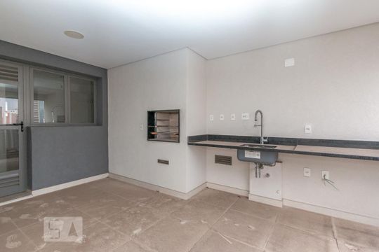 Comprar apartamento em Campo Belo com 3 quartos, varanda gourmet e academia no condomínio. — Varanda da Sala
