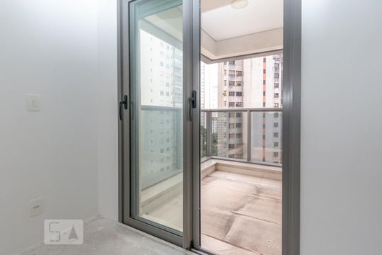 Comprar apartamento em Campo Belo com 3 quartos, varanda gourmet e academia no condomínio. — Sacada da Suite 1