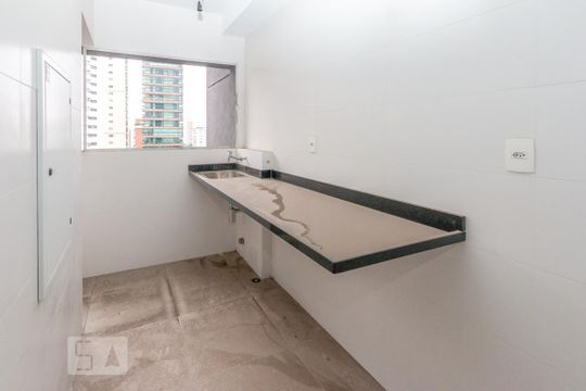 Comprar apartamento em Campo Belo com 3 quartos, varanda gourmet e academia no condomínio. — Lavanderia