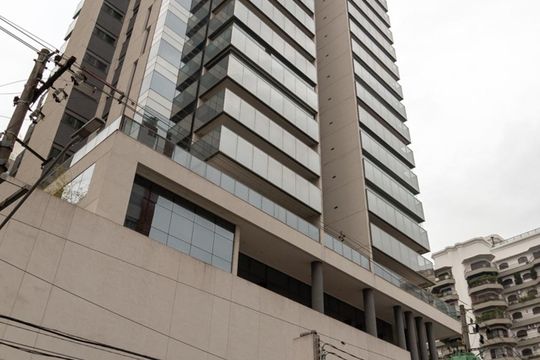 Comprar apartamento em Campo Belo com 3 quartos, varanda gourmet e academia no condomínio. — Fachada
