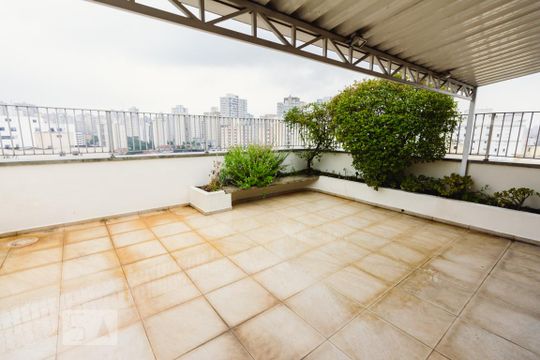 Venda de apartamento com 4 quartos, varanda e varanda gourmet. Ótima opção para comprar. — Varanda Gourmet