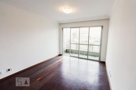 Venda de apartamento com 4 quartos, varanda e varanda gourmet. Ótima opção para comprar. — Sala 1