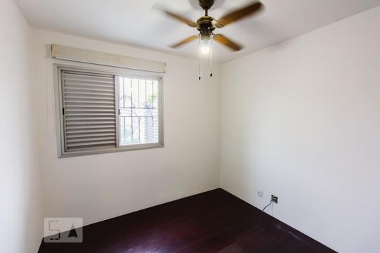 Venda de apartamento com 4 quartos, varanda e varanda gourmet. Ótima opção para comprar. — Quarto 2