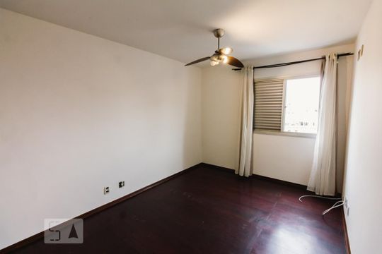 Venda de apartamento com 4 quartos, varanda e varanda gourmet. Ótima opção para comprar. — Suíte 1