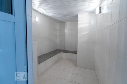 Comprar apartamento mobiliado na Vila Nova Conceição com 2 quartos, varanda e piscina no condomínio. — Área comum - Sauna