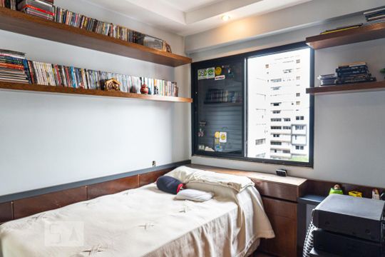 Venda de apartamento com 4 quartos, varanda gourmet, piscina e churrasqueira. — Quarto 1