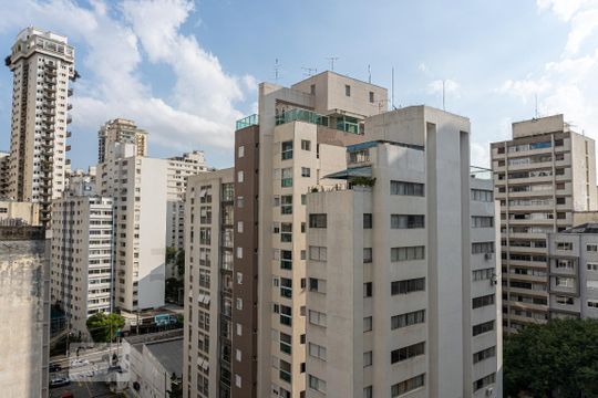 Venda de apartamento com 4 quartos, varanda gourmet, piscina e churrasqueira. — Vista