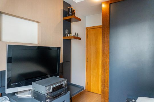 Venda de apartamento com 4 quartos, varanda gourmet, piscina e churrasqueira. — Quarto 1