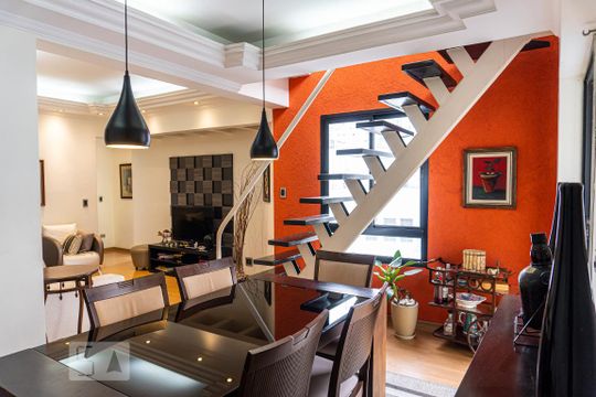 Venda de apartamento com 4 quartos, varanda gourmet, piscina e churrasqueira. — Sala 1