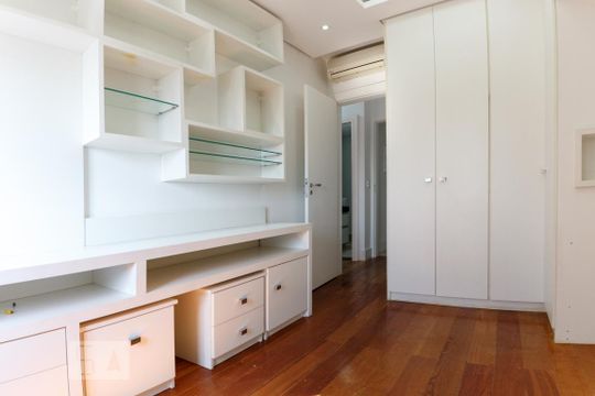 Venda de apartamento na Vila da Saúde com varanda e piscina no condomínio. — Quarto 1