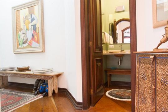 Casa no Brooklin com 2 quartos e piscina no condomínio. Oportunidades para comprar. — Hall de Entrada