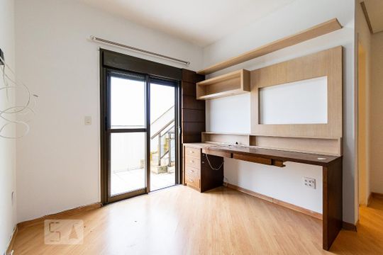 Apartamento para comprar com 3 quartos, piscina e jardim. Venda disponível. Aproveite essa oportunidade! — Suíte 2
