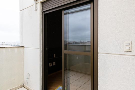 Apartamento para comprar com 3 quartos, piscina e jardim. Venda disponível. Aproveite essa oportunidade! — Varanda da Suíte
