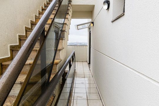 Apartamento para comprar com 3 quartos, piscina e jardim. Venda disponível. Aproveite essa oportunidade! — foto 54