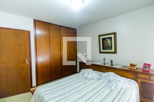 Compra apartamento com varanda gourmet e closet. Três dormitórios disponíveis para compra agora! — Quarto 2
