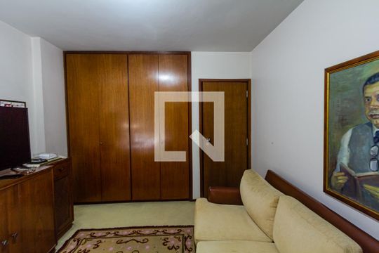Compra apartamento com varanda gourmet e closet. Três dormitórios disponíveis para compra agora! — Quarto 1