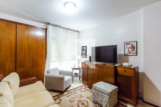 Compra apartamento com varanda gourmet e closet. Três dormitórios disponíveis para compra agora! — Quarto 1
