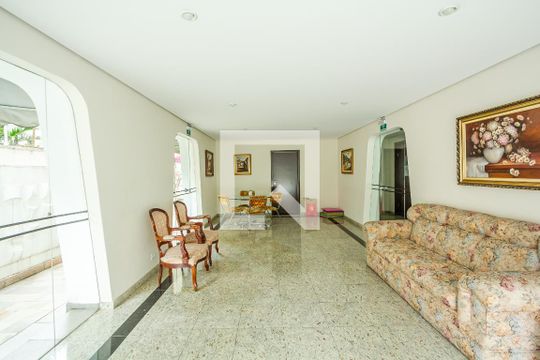 Compra apartamento com varanda gourmet e closet. Três dormitórios disponíveis para compra agora! — Área comum - Salão de festas