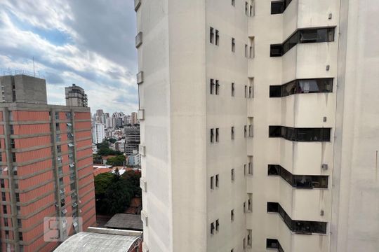 Venda de apartamento com 3 quartos, 1 suíte, churrasqueira e academia no condomínio. — Quarto 2