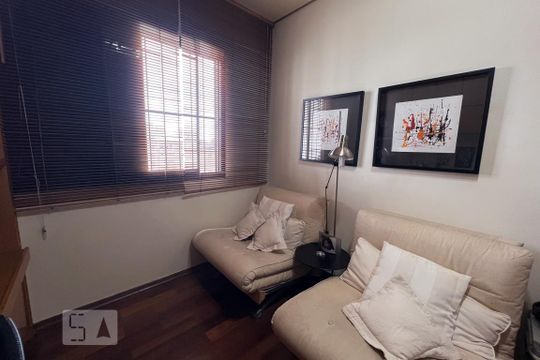 Venda de apartamento com 3 quartos, 1 suíte, churrasqueira e academia no condomínio. — Quarto 1