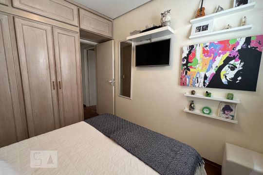 Venda de apartamento com 3 quartos, 1 suíte, churrasqueira e academia no condomínio. — Quarto 2