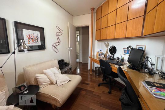 Venda de apartamento com 3 quartos, 1 suíte, churrasqueira e academia no condomínio. — Quarto 1