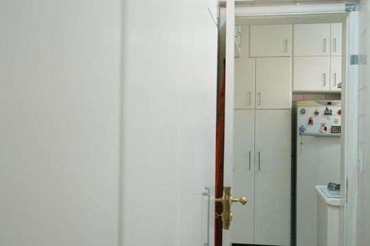 Apartamento à venda em Perdizes, com 3 quartos e piscina no condomínio. Animais de estimação permitidos. — Cozinha