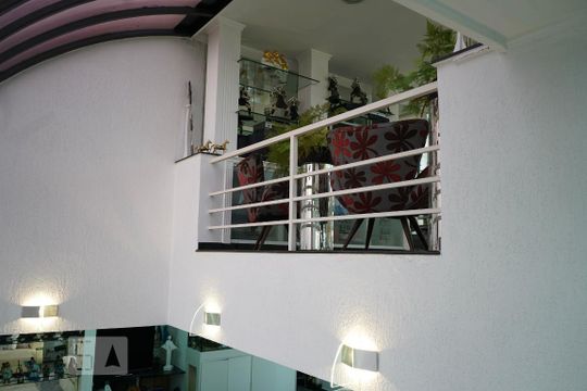 Apartamento à venda em Perdizes, com 3 quartos e piscina no condomínio. Animais de estimação permitidos. — Área Externa