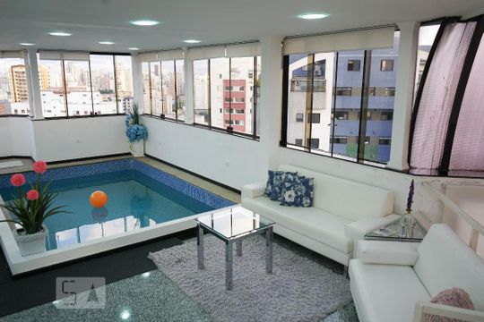 Apartamento à venda em Perdizes, com 3 quartos e piscina no condomínio. Animais de estimação permitidos. — Área Externa